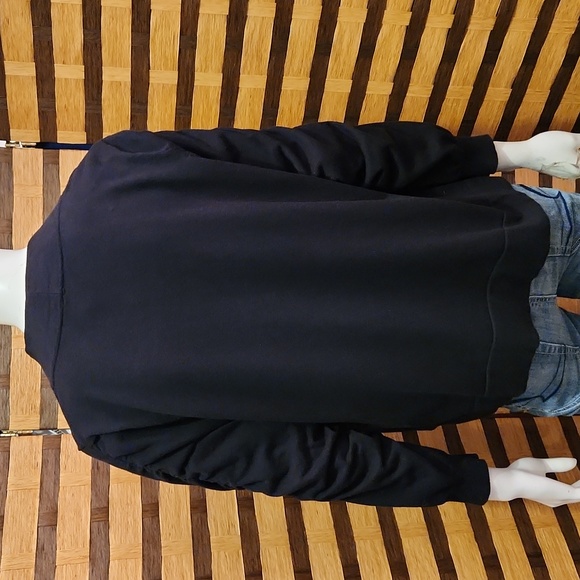 Peter Nygard waist cardigan - Picture 3 of 9